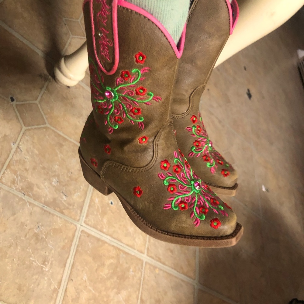 Toddler girl size 5